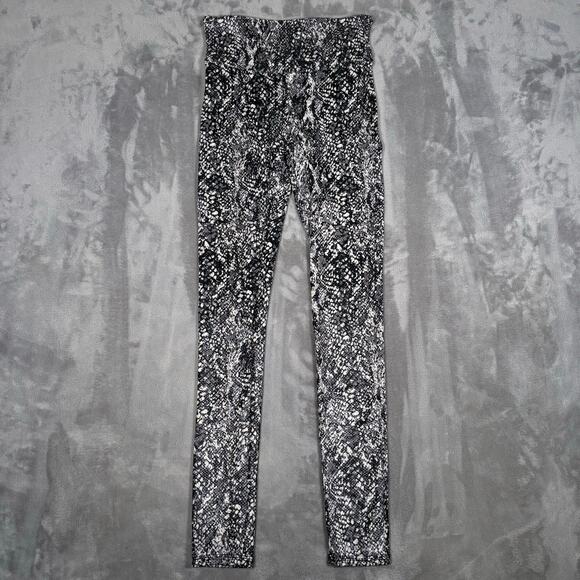 Spanx Snake Skin Print High Rise Shaping Leggings Women’s Small - Picture 1 of 7
